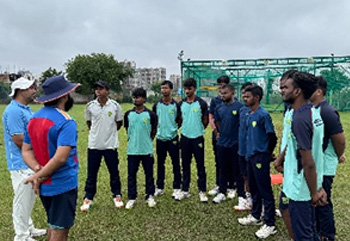 Small Group Coaching Program (Maximum 10) Dronacharya Cricket Academy Coaching programs
